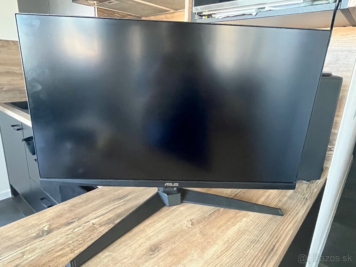 ASUS VG27A1A – 27" herný monitor (nefunkčný, na diely)