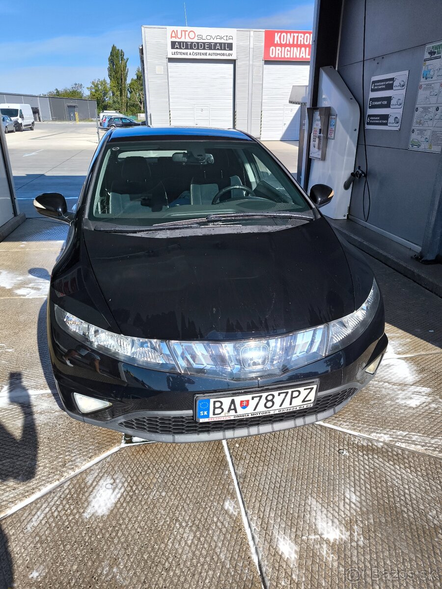Predám Honda Civic 1,8 benzín