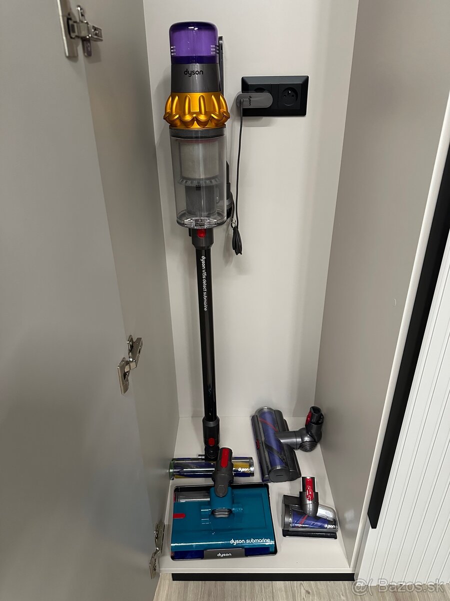 Vysávač Dyson V15s Detect Submarine – ako nový, so zárukou