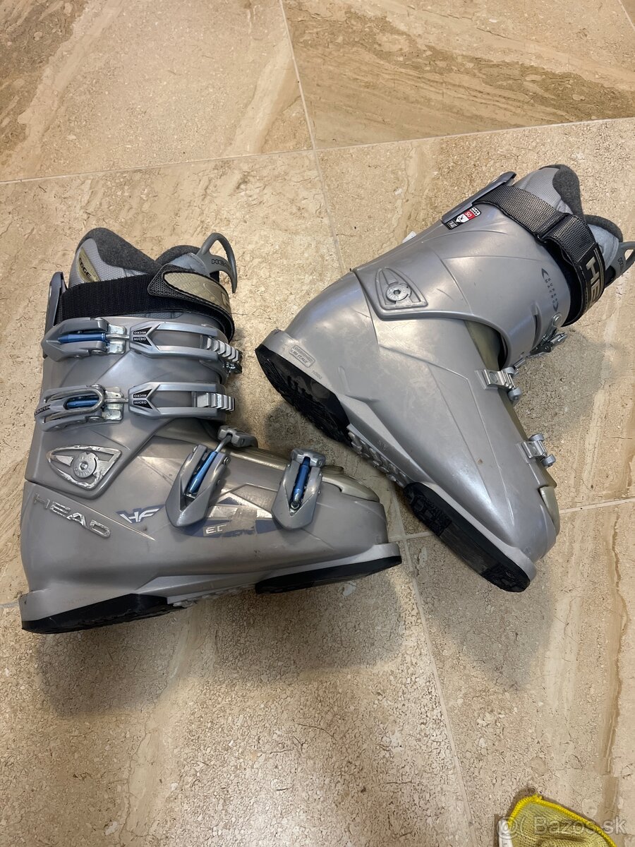 Head lyžiarky 25/39