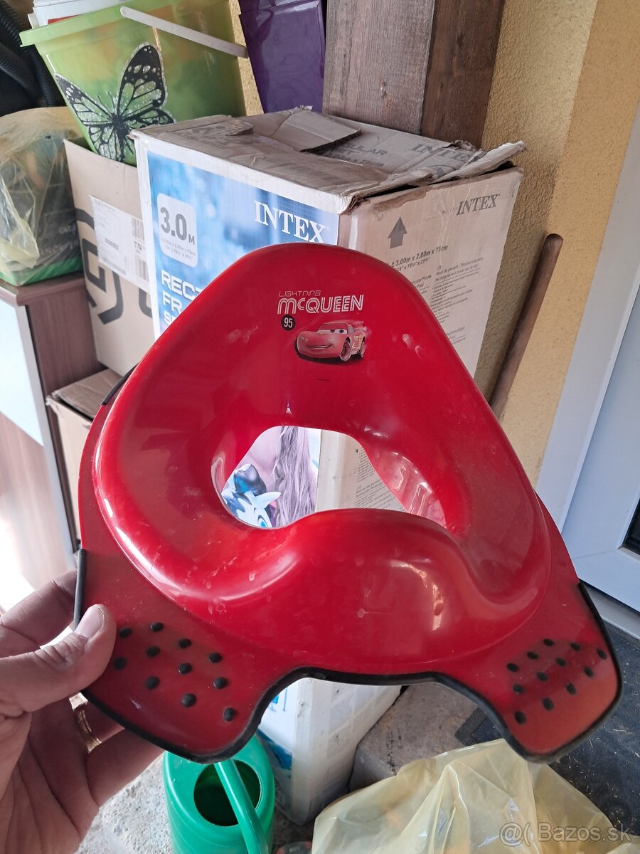 Sedatko na wc mc queen