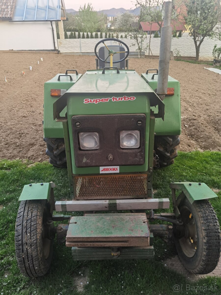 Domáci traktor