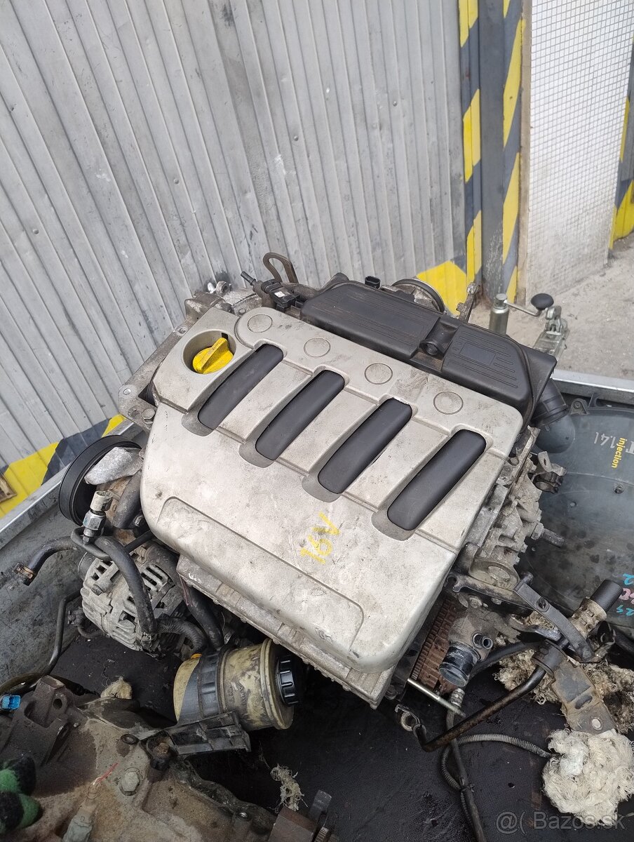 Predam komplet nastrojeny motor K4M700 1.6i 16v 79kw
