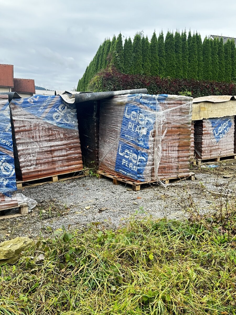 Leier tehla 17,5
