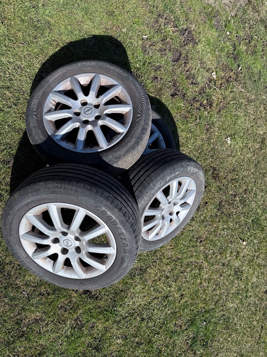 Predám gumy plus elektróny 205/55R16