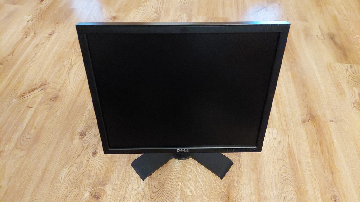 19" LCD monitor DELL P190S, VGA, DVI, 5ms