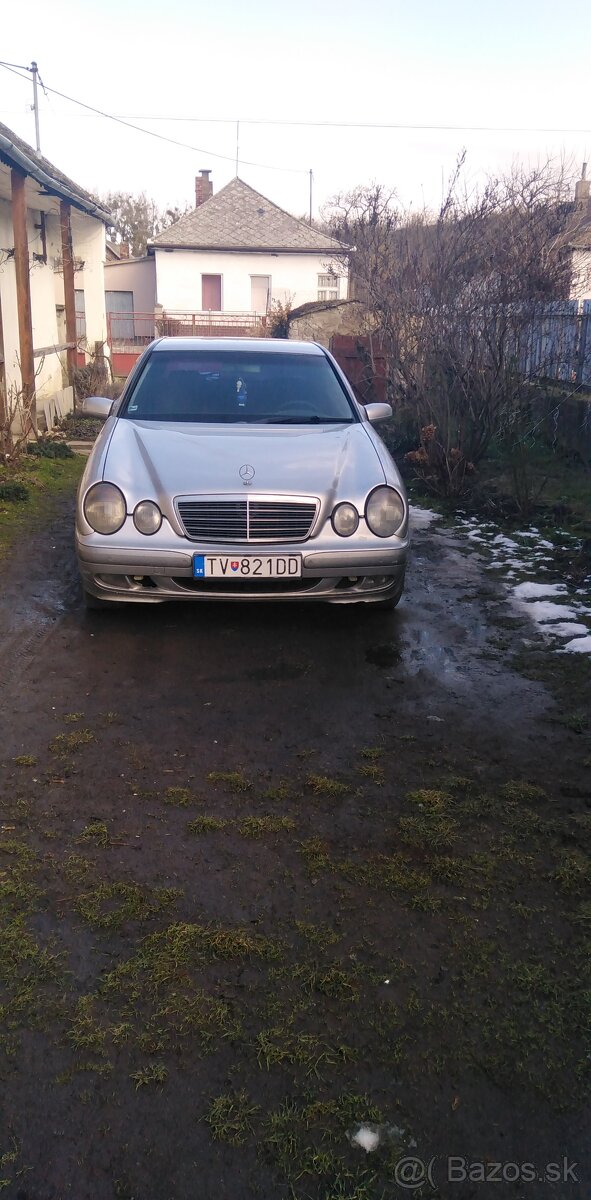 Mercedes-benz w210