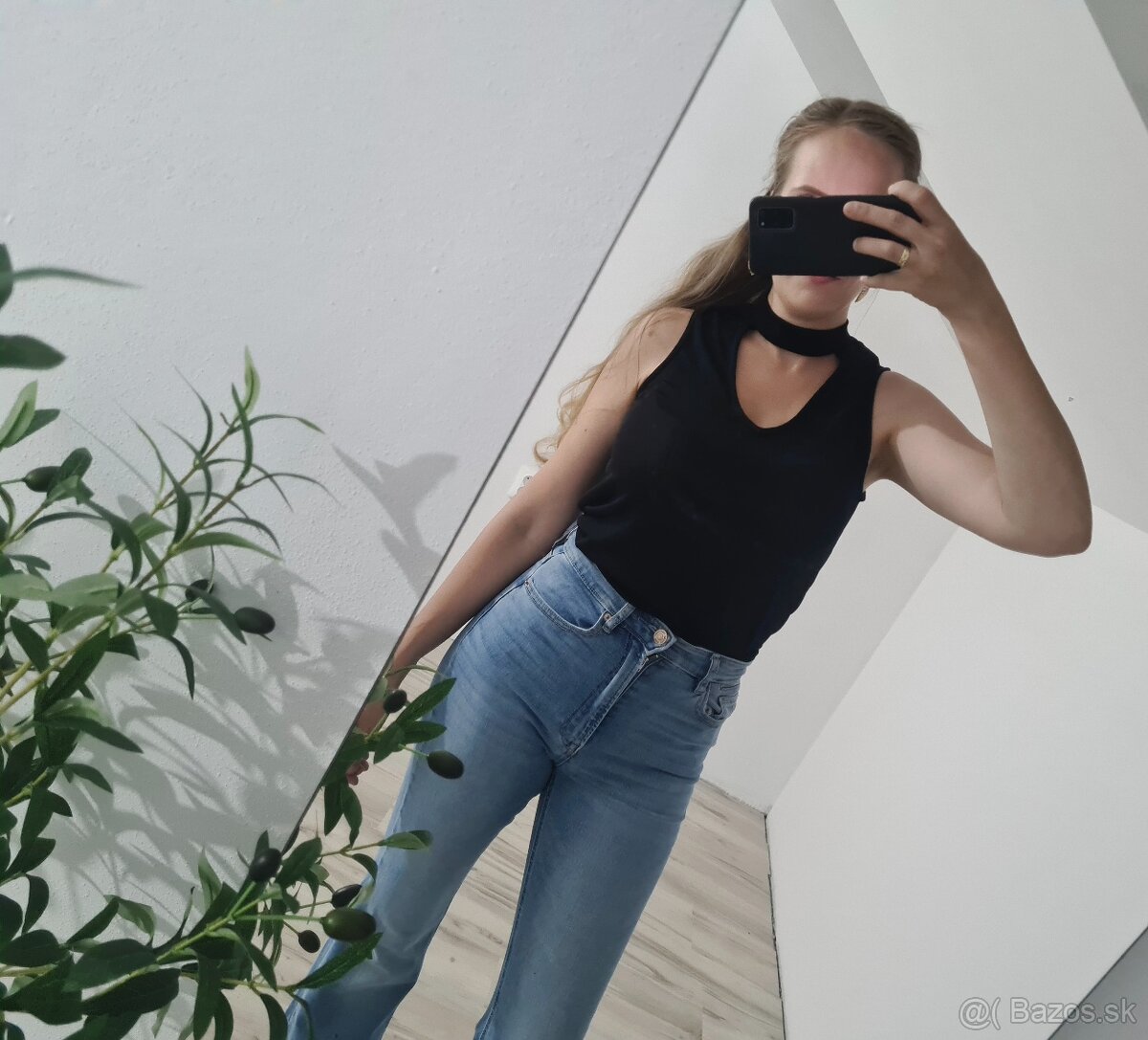 Čierny nekrčivý a ľahký top F & F