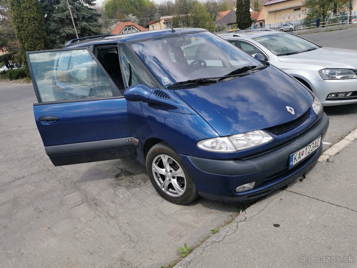 Renault Espace III 2.2 16V 95kw 2001 – 7-miestny, ťažné,
