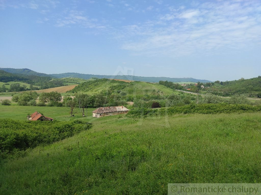 CENA DOHODOU - Rozľahlý pozemok na splnenie farmárskych sn