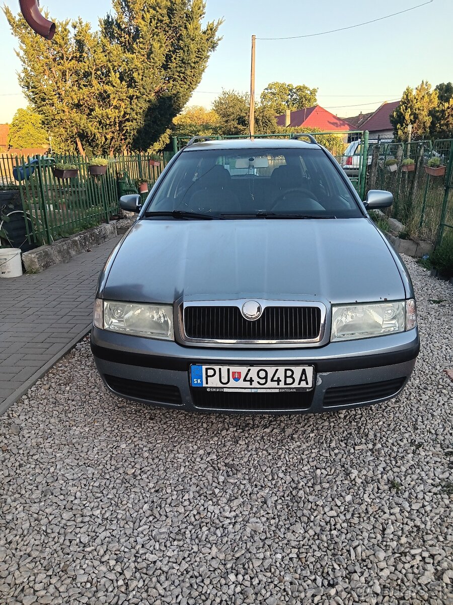 Predám Škoda Octavia Combi 1.6 Benzin