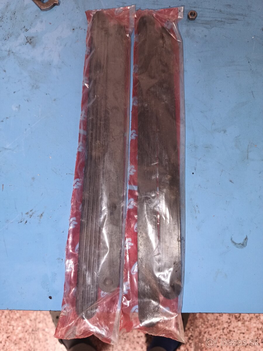 Podlahové gumy Jawa pionier