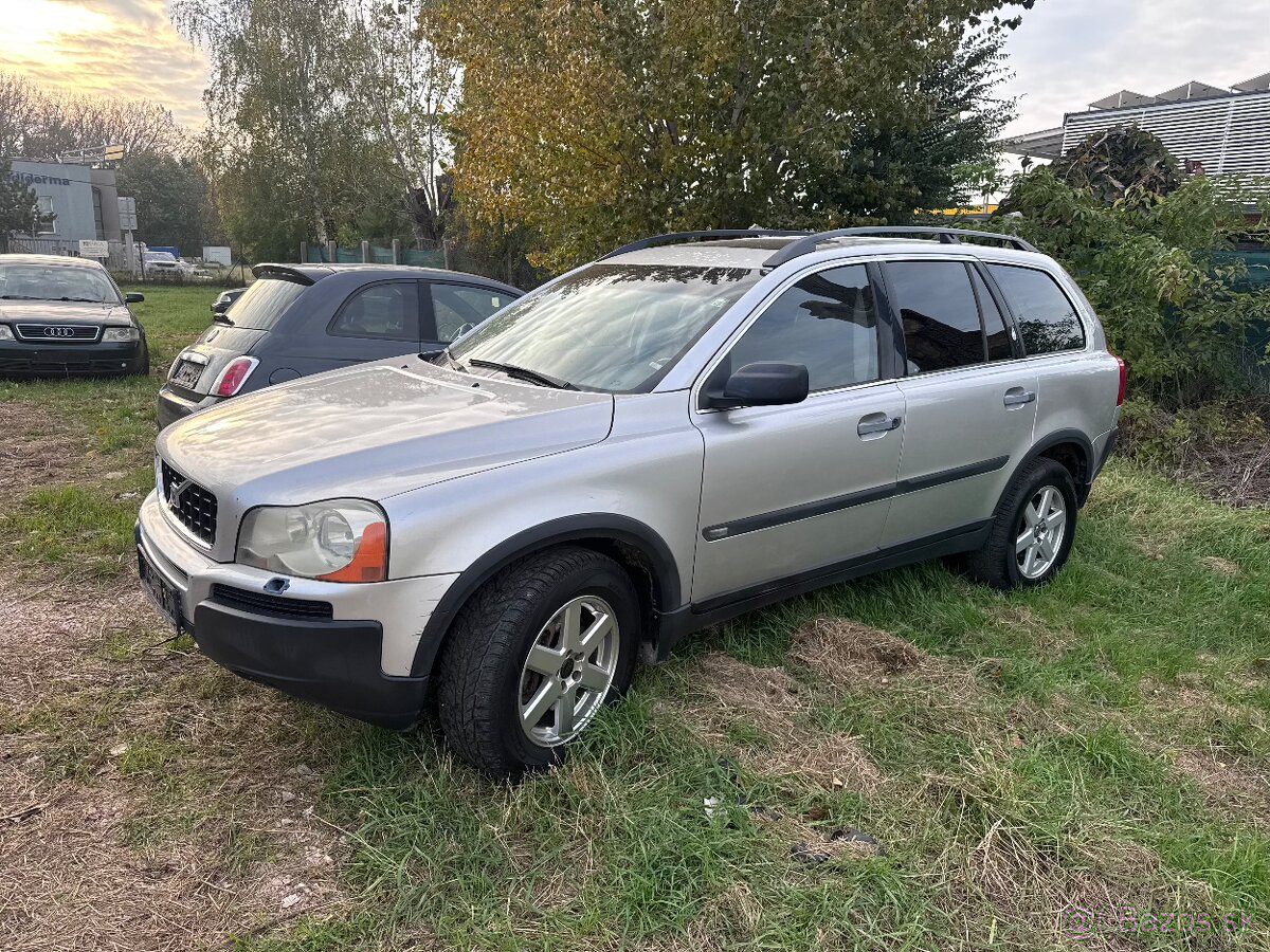 Volvo XC90 2.5T AWD