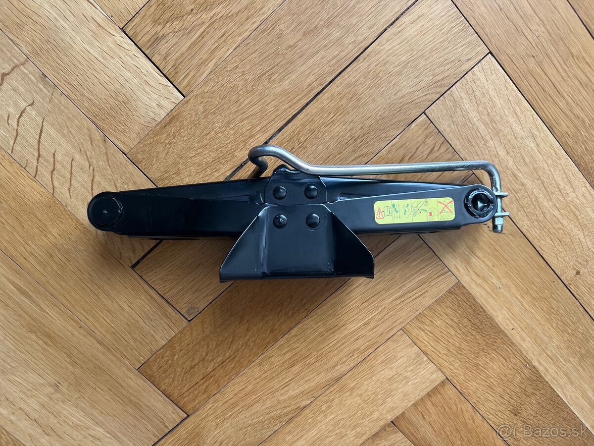 Zdvihák Peugeot Citroen