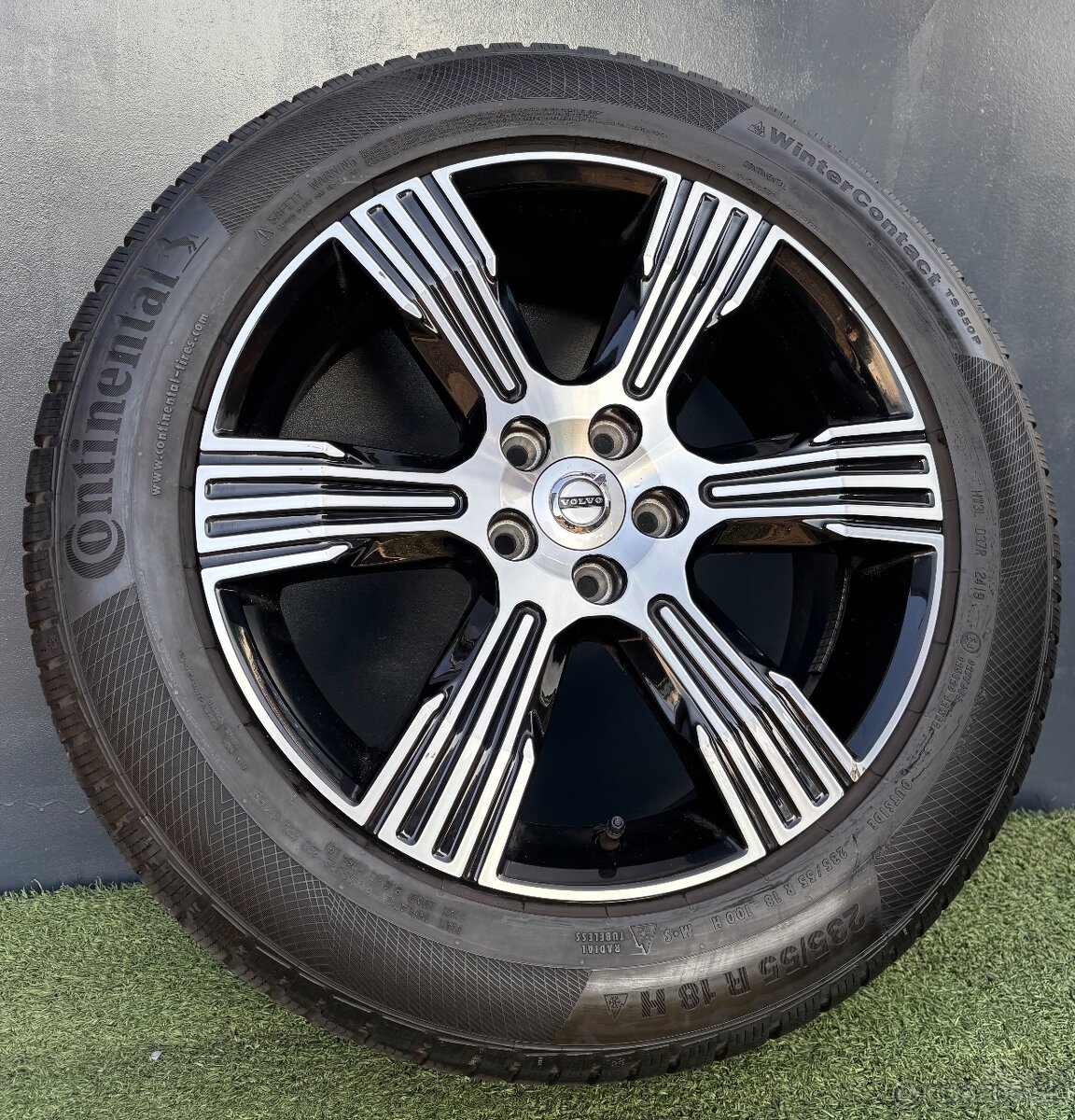 Originál Alu kola Volvo Xc40,V90CC 235/55/18 zimní