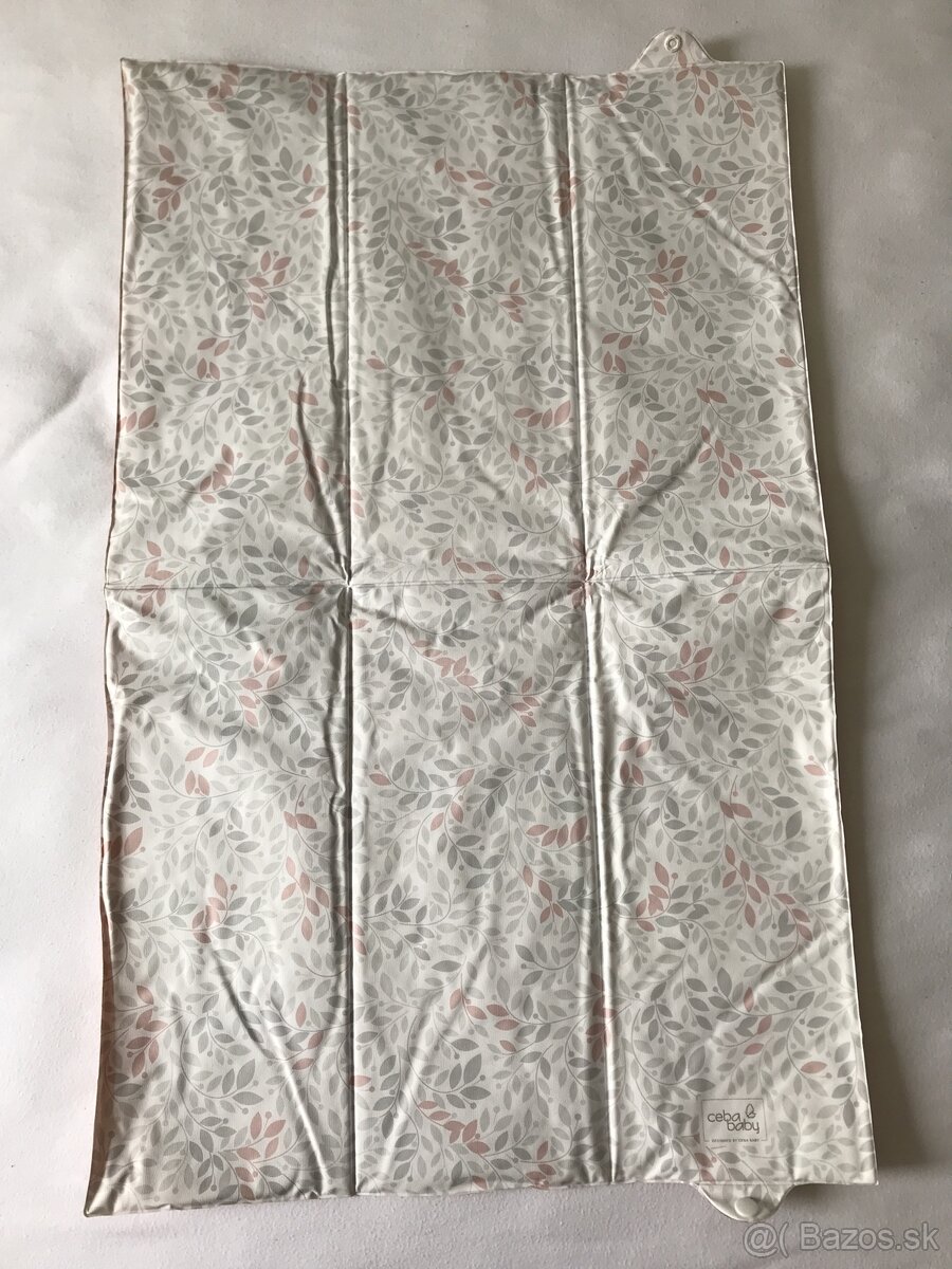 Cestovna prebalovacia podlozka