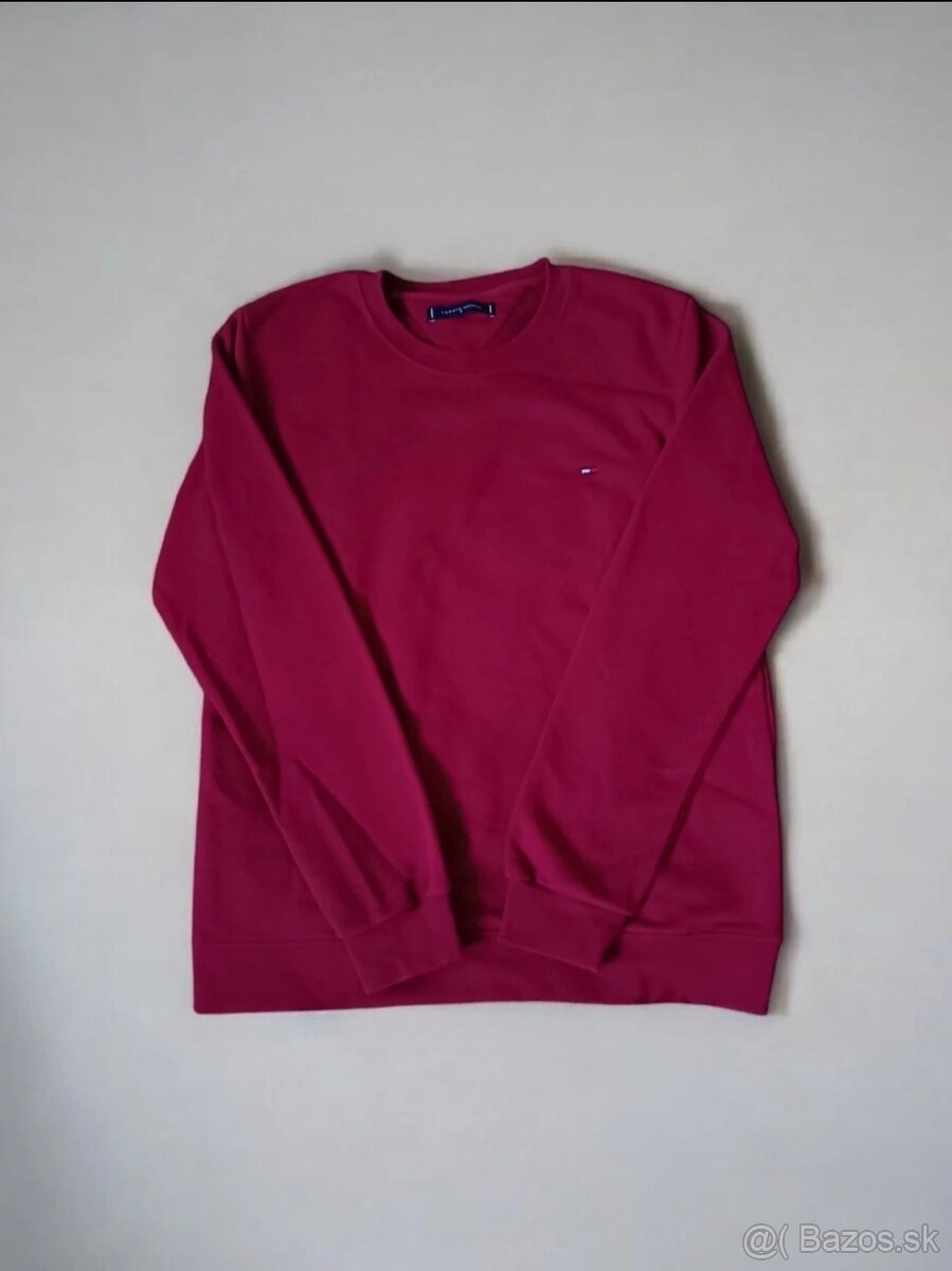 Tommy Hilfiger sveter