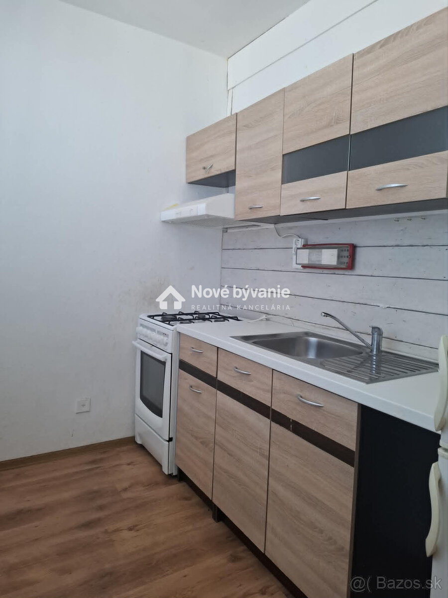 Predaj-priestranný-slnečný 1,izbový byt -balkón-parkovanie -
