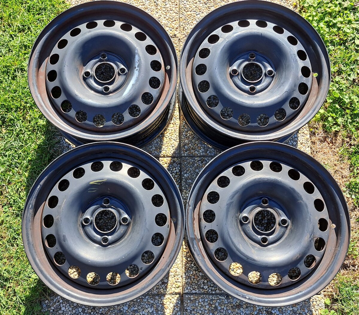 PLECH. DISKY - OPEL R15 4x100
