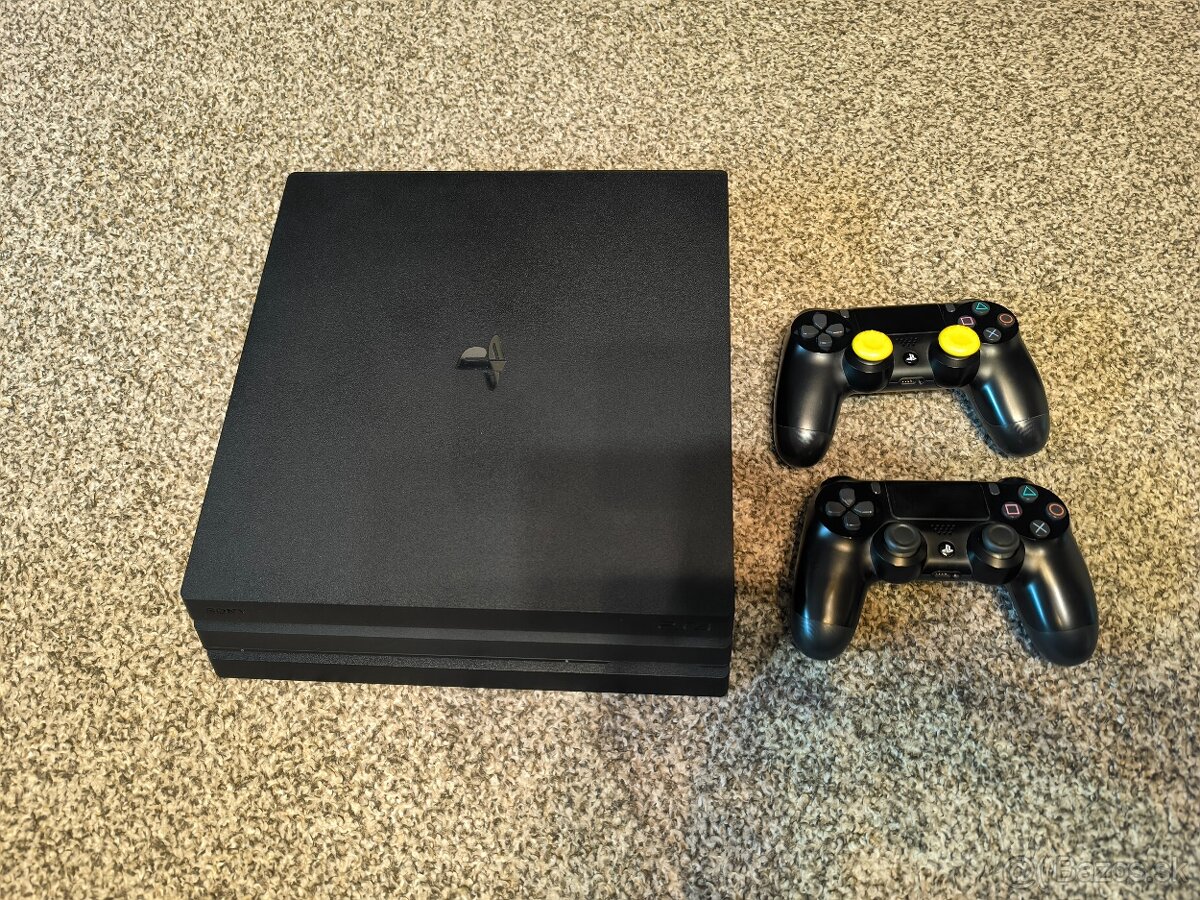 Playstation 4 pro 1TB + HRY