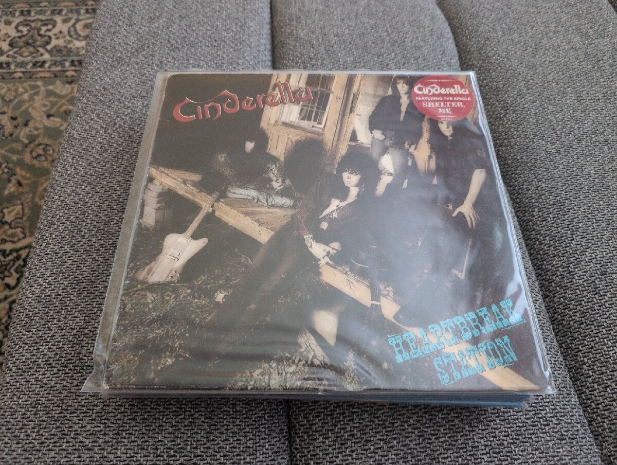 LP Cinderella - Heartbreak Station