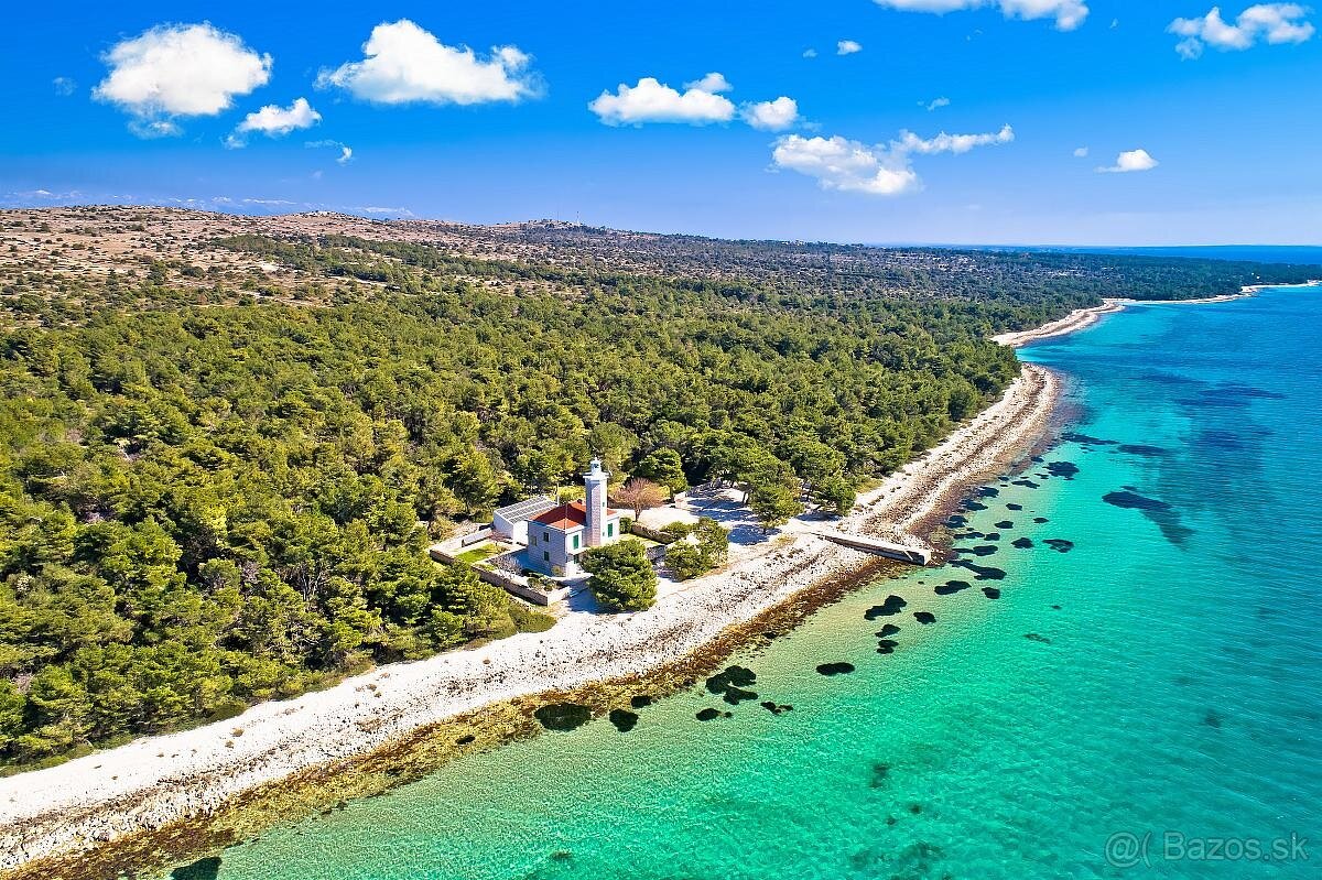 Na predaj luxusná vila v Chorvátsku len 30m od mora