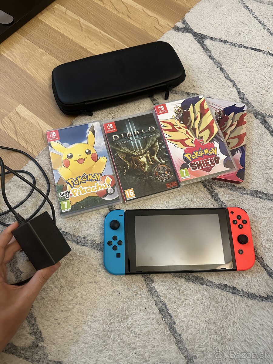Nintendo Switch + hry