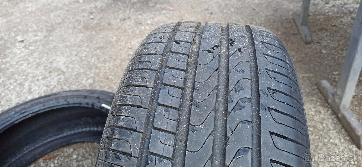 Predám pneu 235/45 R18