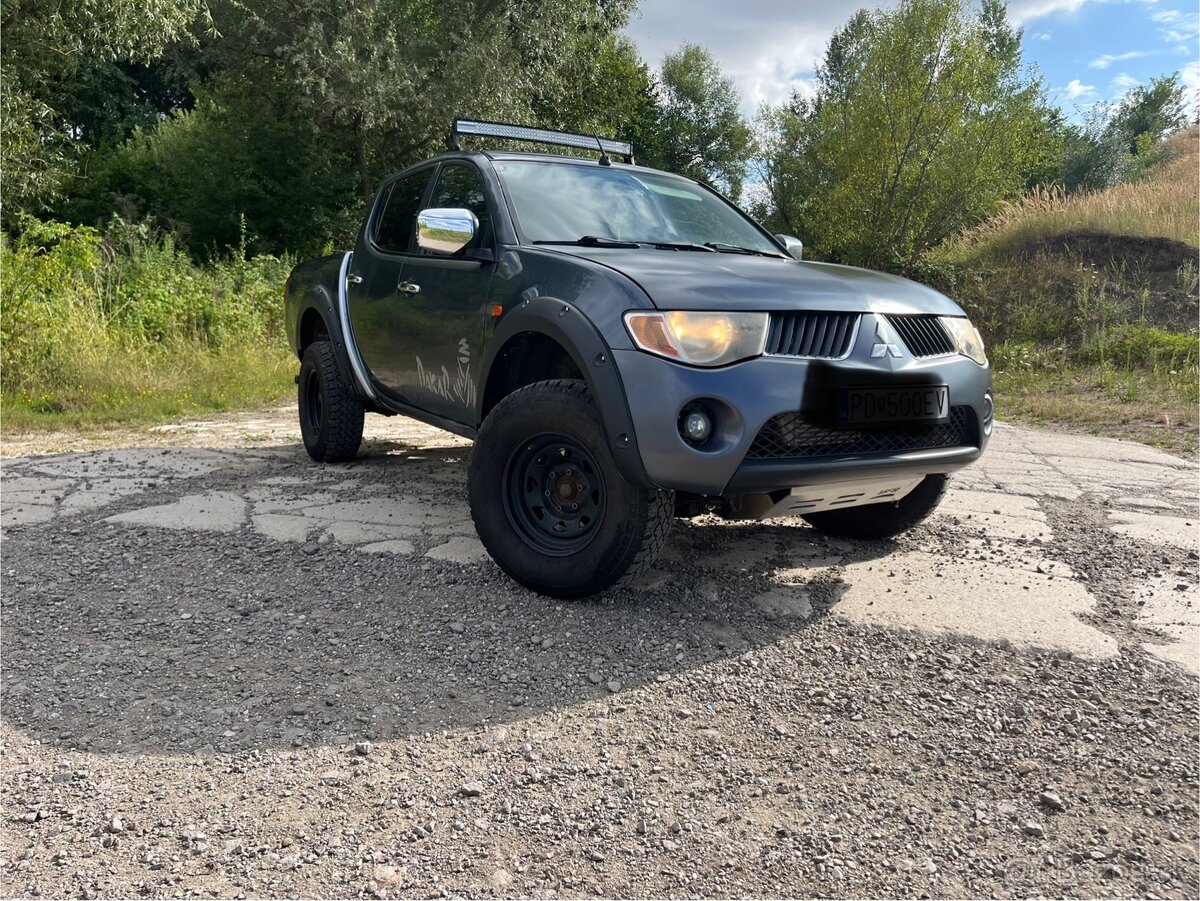 Mitsubishi L200