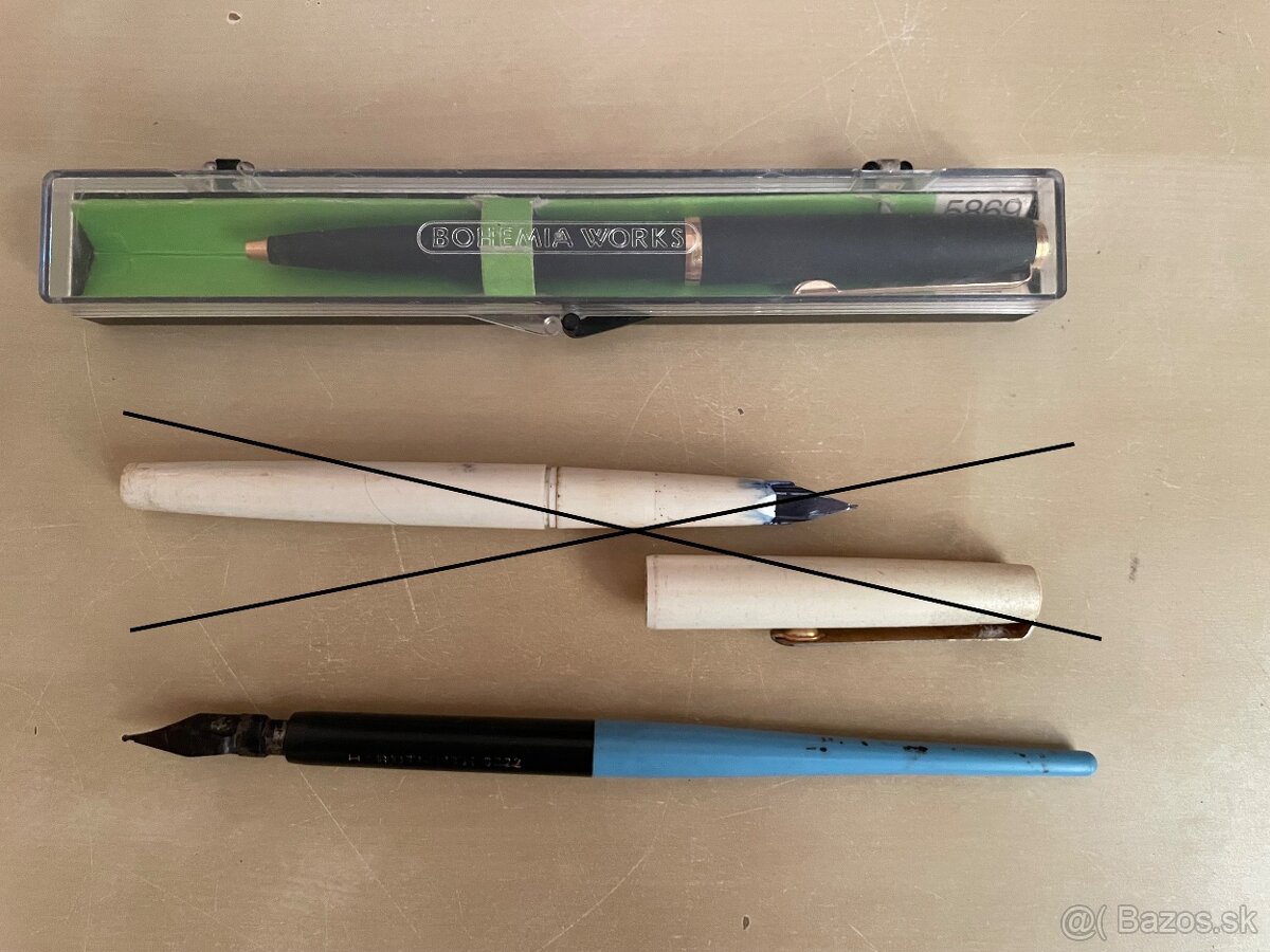 Staré školské pomôcky