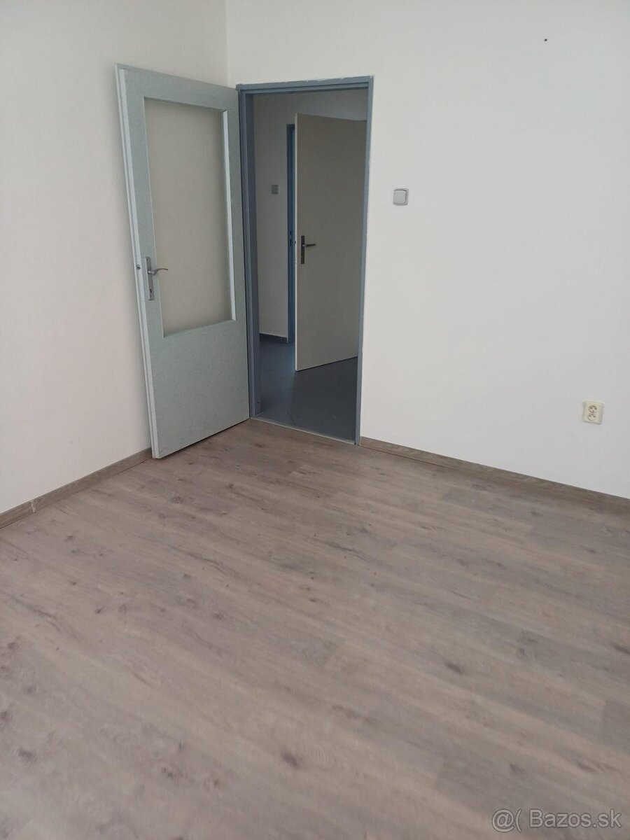 🚪 Prenájom kancelárie – Medený Hámor, Banská Bystrica