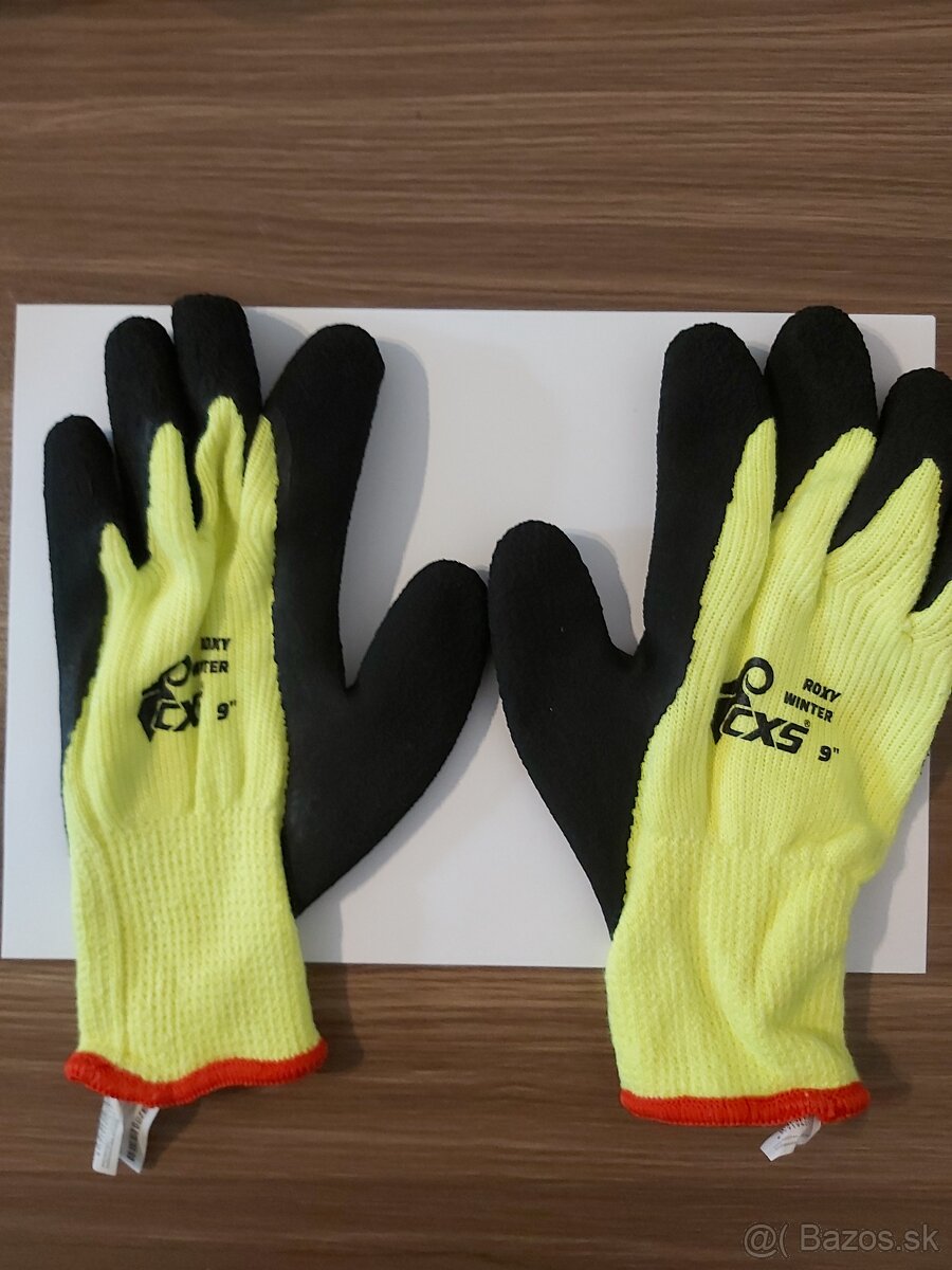 Pedám 8 párov.Zimné pracovné rukavice ROXY WINTER