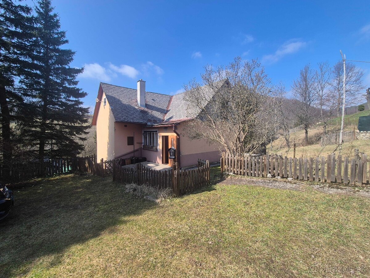 Predaj 2 izbový dom Valaská Belá pozemok 605 m2