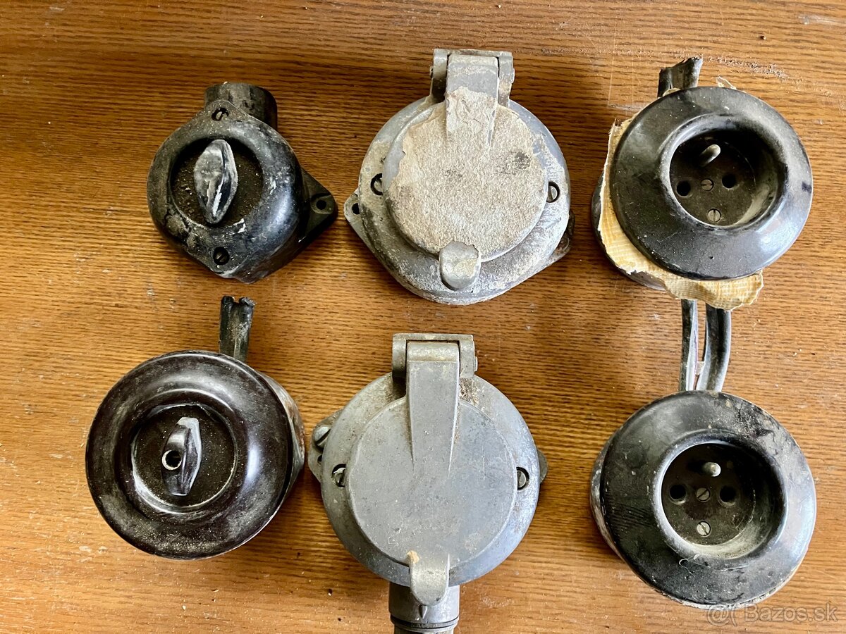 Retro funkčné zástrčky a vypínače