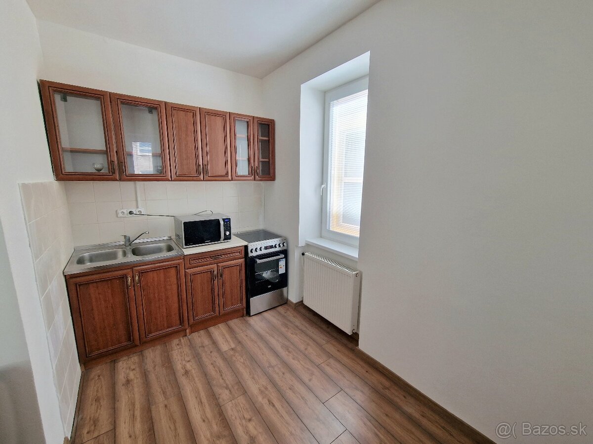 2 izbový byt v centre mesta