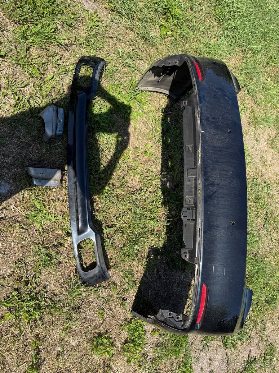 Predám zadný nárazník BMW f01