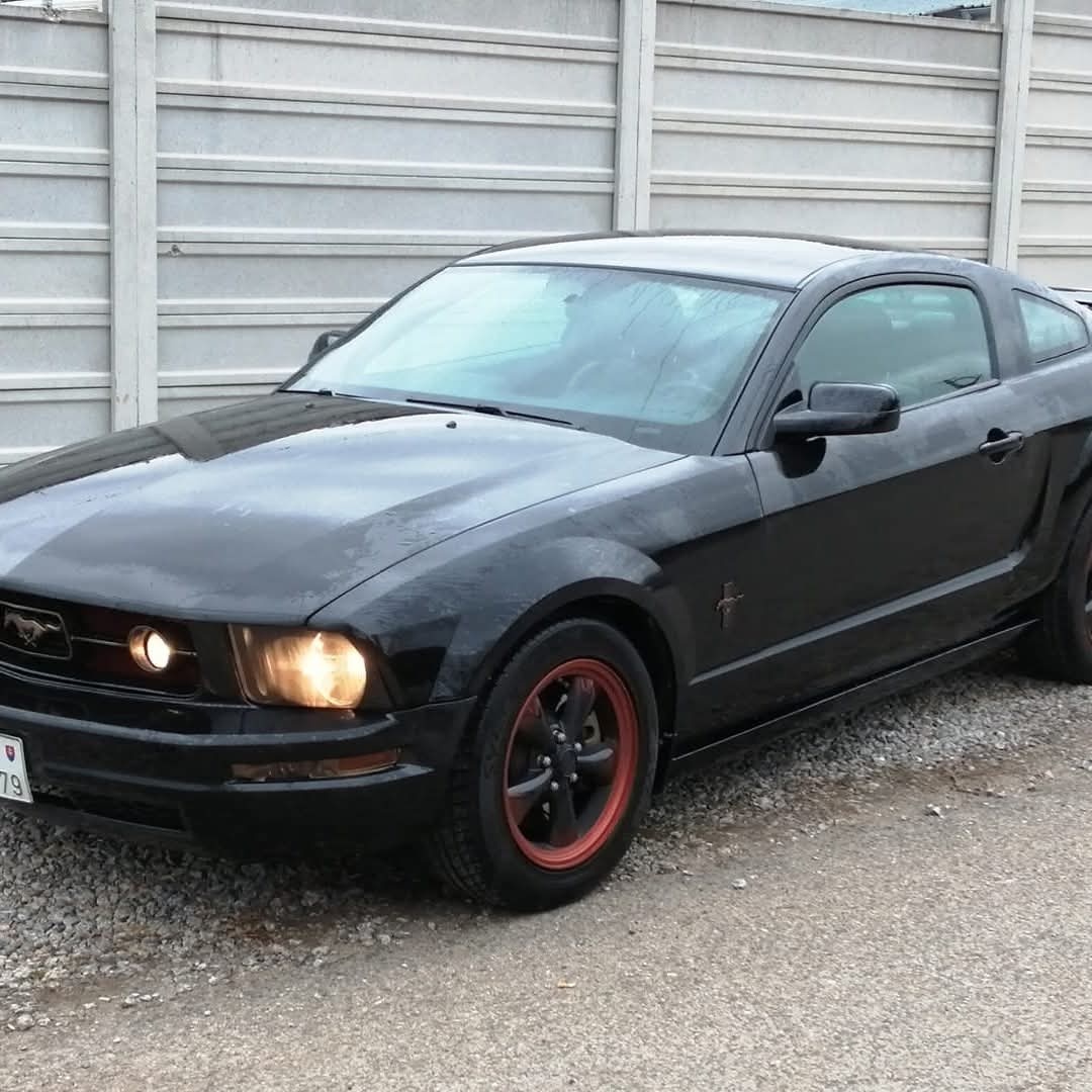 FORD MUSTANG 4.0L LIMITED