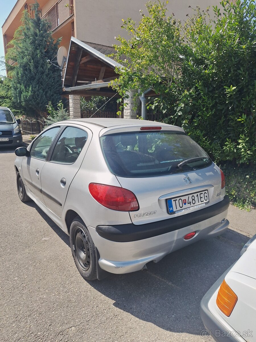 Peugeot 206 1.1 r.2004