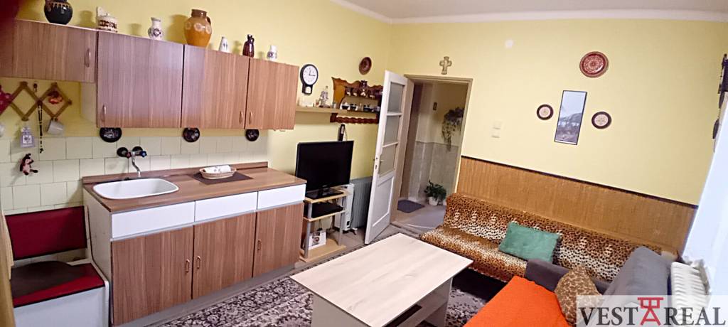 Na predaj rodinný dom s garážou, pozemok 1281m2 Dolná Krupá