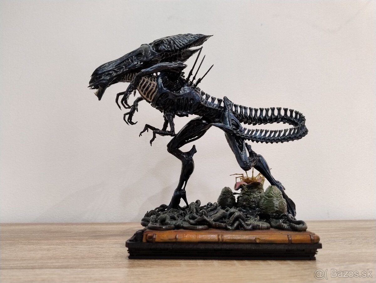 Alien-Queen/Kráľovná