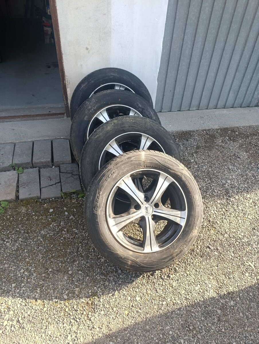 Pneumatiky na diskoch