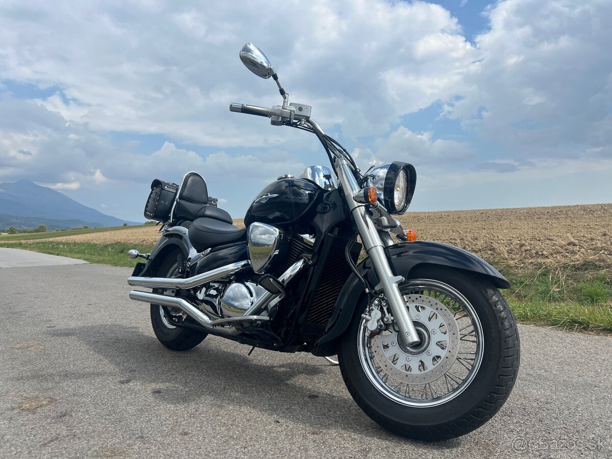 SUZUKI INTRUDER 800