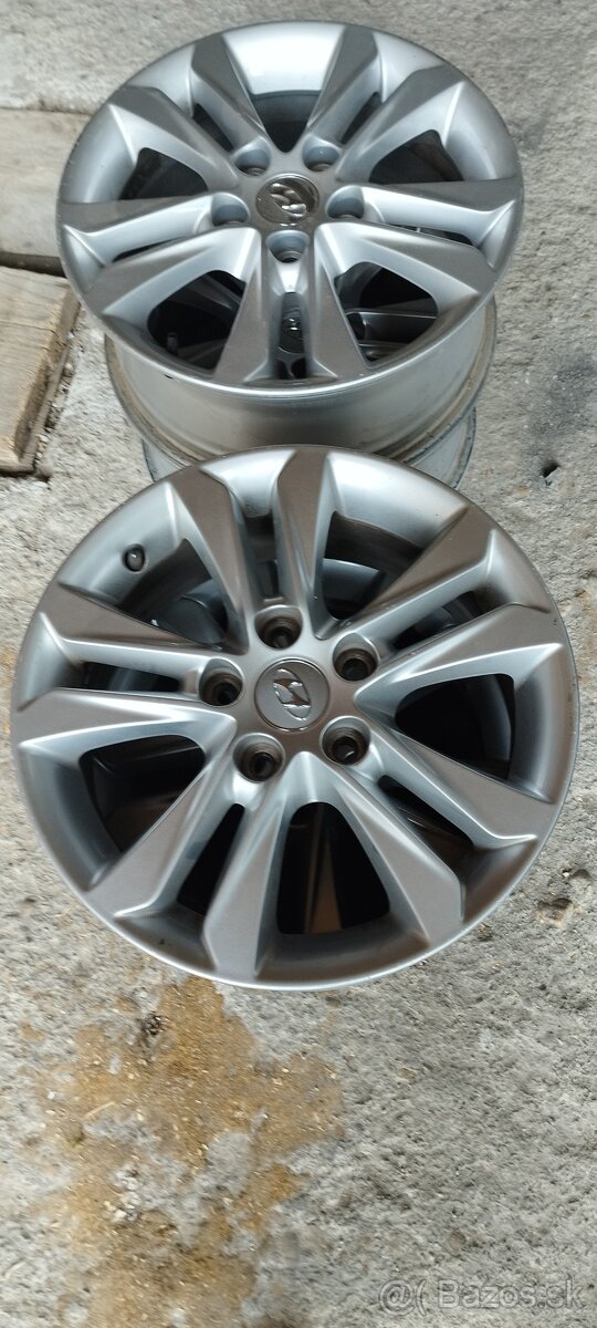 Hyundai disky R16