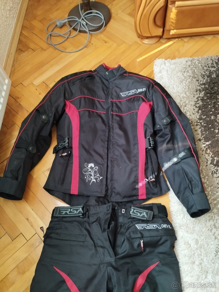 Moto oblečenie