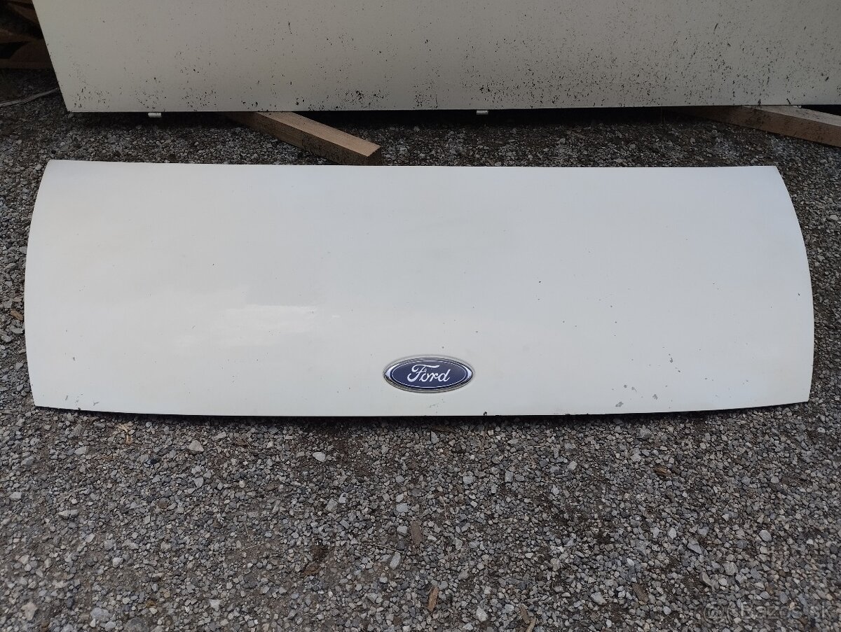 Ford transit - predná kapota