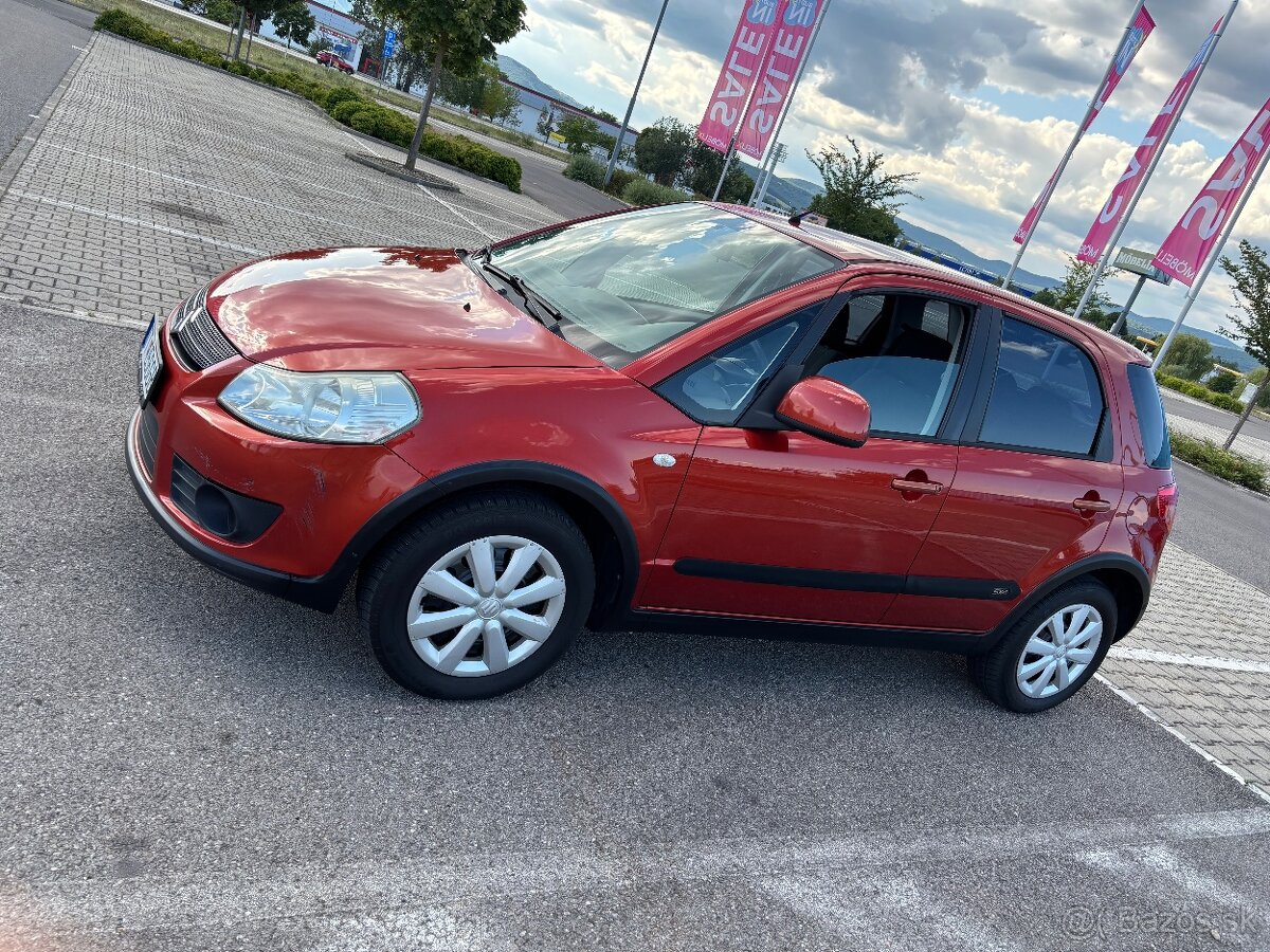 Suzuki SX4