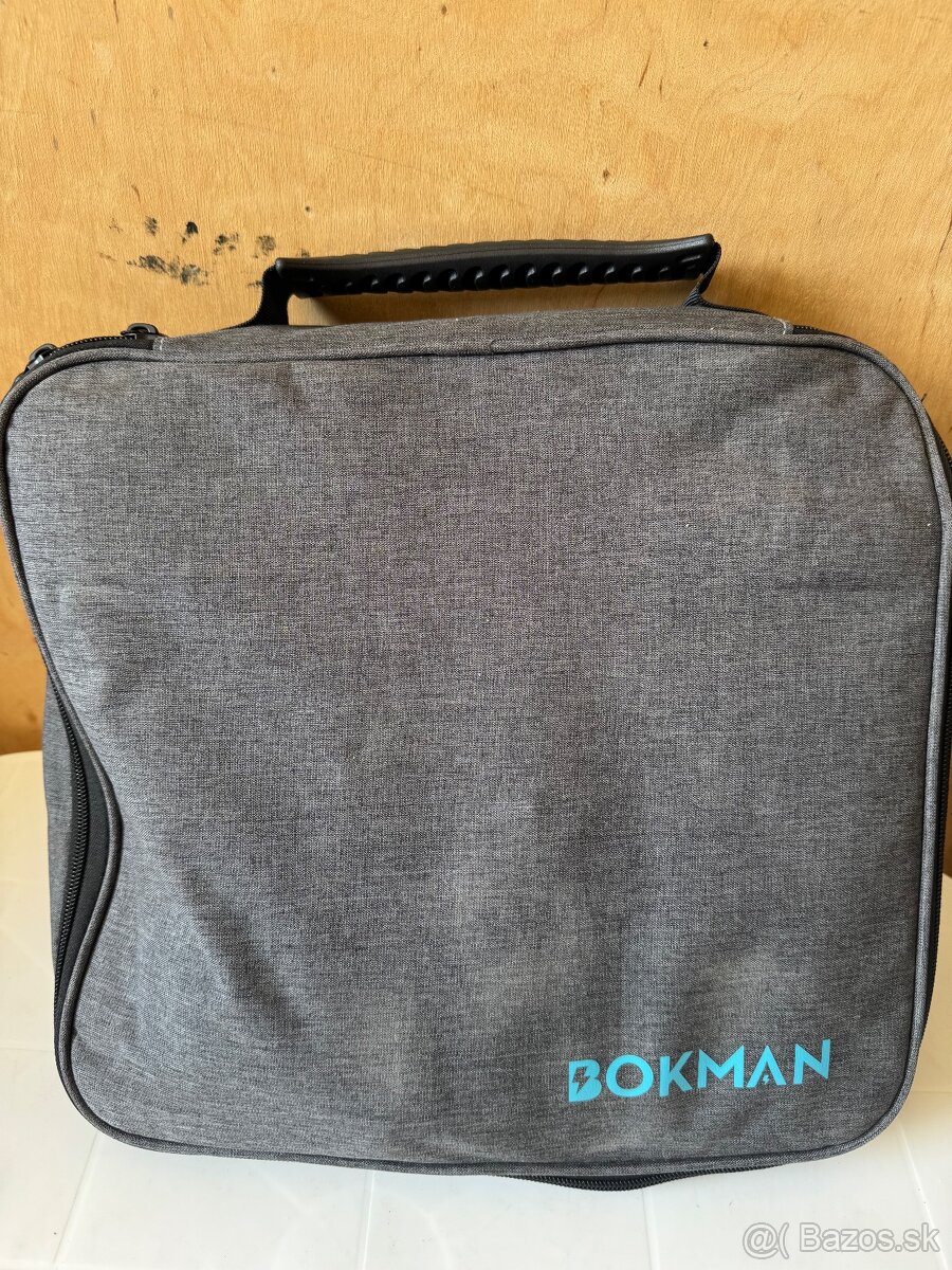 Nová Bokman nabíjačka na elektro vozidlá.