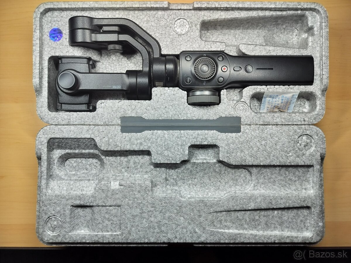Gimbal stabilizátor na mobil Zhiyun Smooth 4