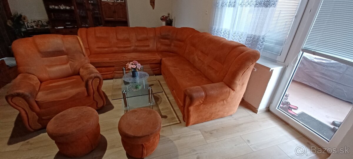 Rohová sedacia súprava rozkladacia