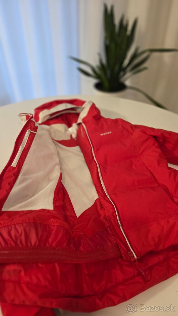 Chlapčenská lyžiarska bunda a nohavice